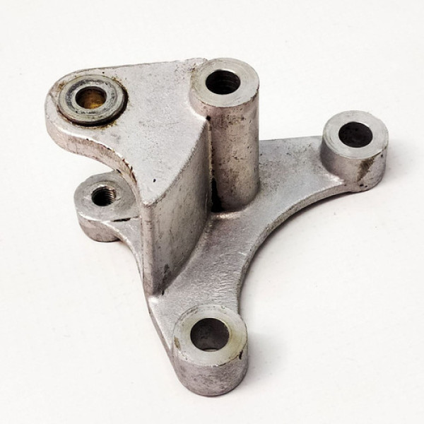 Suporte Inferior Traseiro Câmbio Ford Fiesta  1997 135401