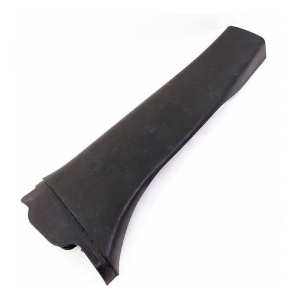 Capa Inferior Coluna Central Esquerda Gm Astra 2005    20425