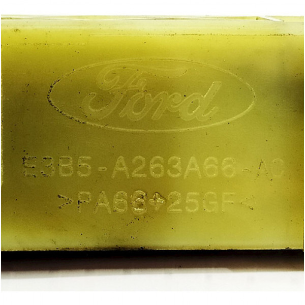 Guia Canaleta Vidro Traseiro Direito Ford Ka 1.0  2018 10819