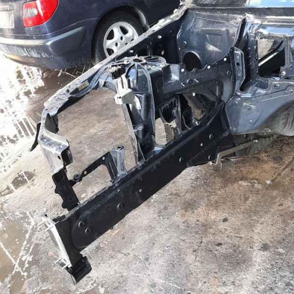 Longarina Direita  Bmw 550i 4.8  2009 197112 Não Informado