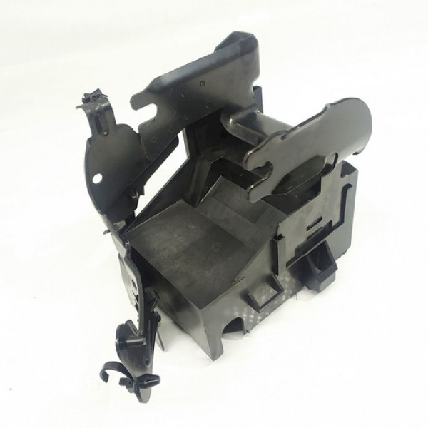 Suporte Caixa Fusível Motor Gm Astra Gls Sed  2000 110047