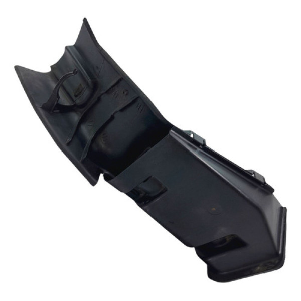 Acabamento Gargalo Tanque Combustível  Toyota Corolla 1.8  2 Não Informado