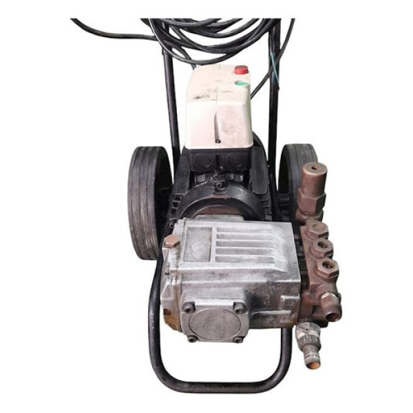 Lavadora Alta Pressão Trifásica Industrial 2600psi Vazão 600