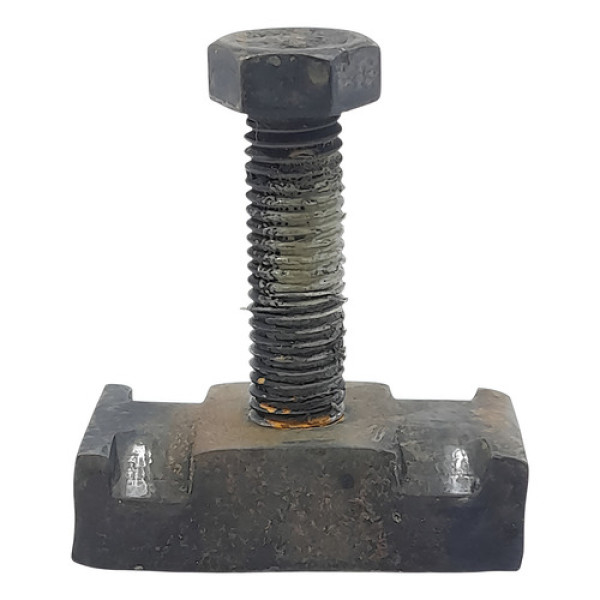 Parafuso Calço Suporte Traseiro Barra Torção  Gm S10  2.4  2