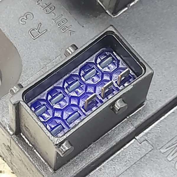 Fechadura Porta Dianteira Direita  Gm Corsa Sedan 1.8 2003 1