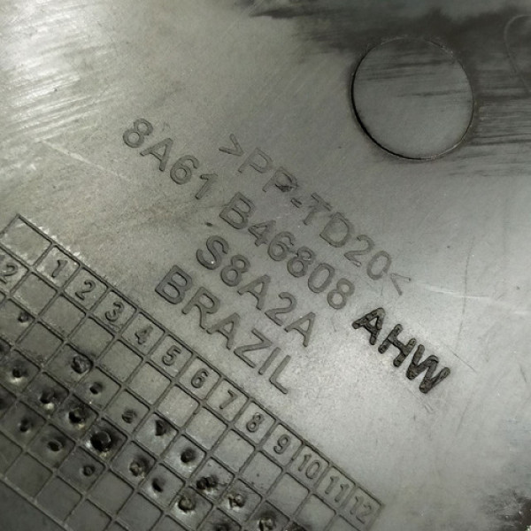 Suporte Direito Tampão Bagagito  Ford Fiesta 1.6 At 2016 183 Não Informado