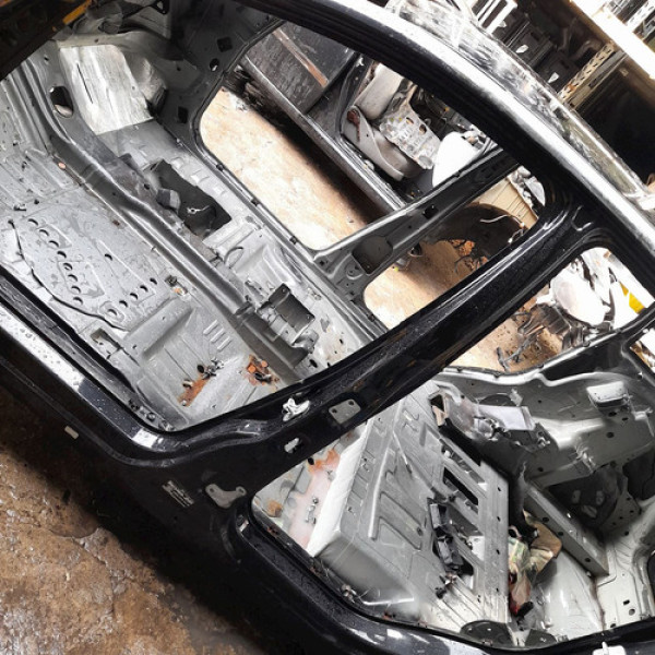 Caixa Ar Pé Coluna Central Esquerda  Mercedes-benz B200 2.0 