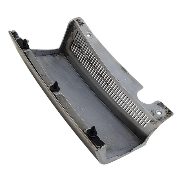 Acabamento Inferior Lanterna Direita Meriva 1.8 8v 2005    2 Não Informado