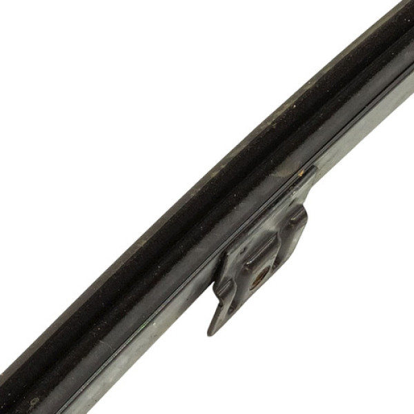 Guia Canaleta Vidro Porta Traseira Esquerda  Gm Zafira Cd 16