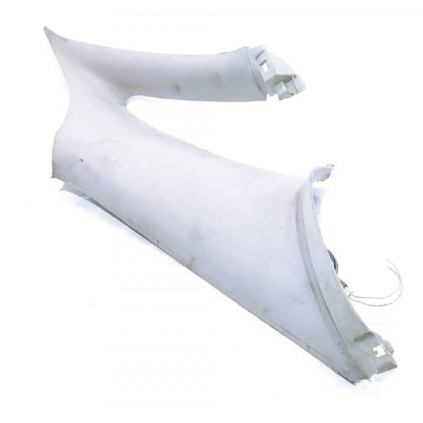 Capa Coluna Traseira Esquerda Citroën C5 2.0 Mt 2002 104762