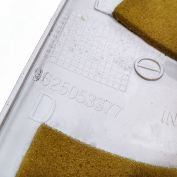 Capa Coluna Direita Para-brisa Peugeot 206 Sw 2008 8038