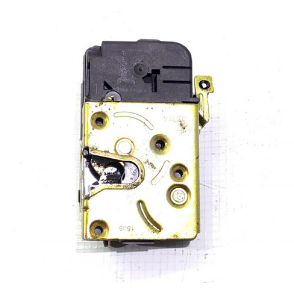 Fechadura Porta Dianteira Direita Peugeot 206 1.6 16v 2005 1