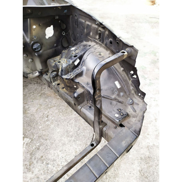 Longarina Esquerda  Jeep Cherokee Sport 3.7 2005 186300