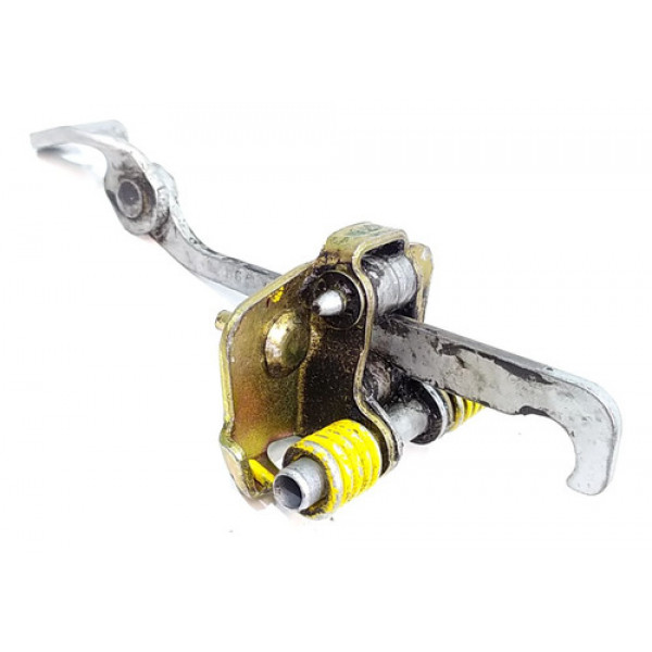 Limitador Porta Traseira Esquerda Renault Megane 1998    134