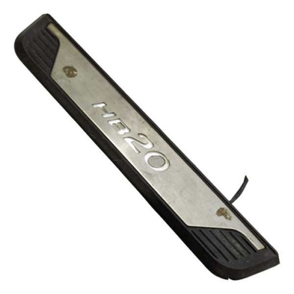 Soleira Led Traseira Direita Hyundai Hb20 2017     177084 Não Informado