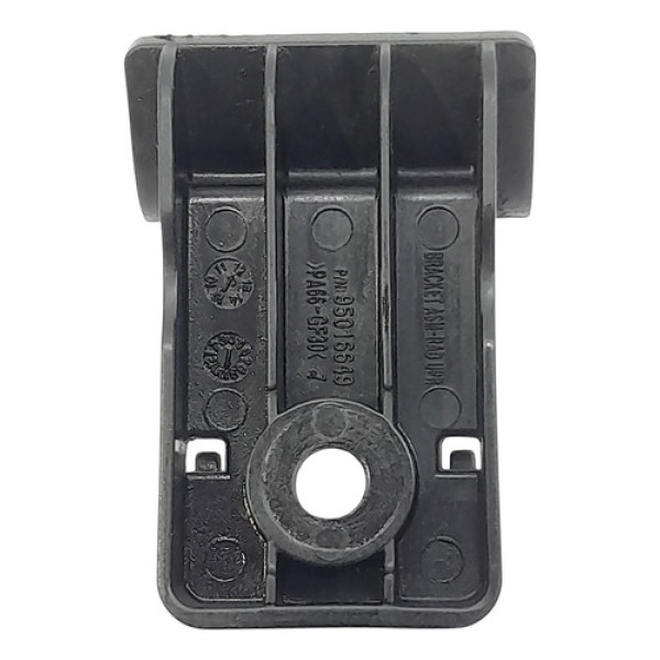 Suporte Superior Radiador  Gm Sonic Hb 1.6 2013 200813 Não Informado