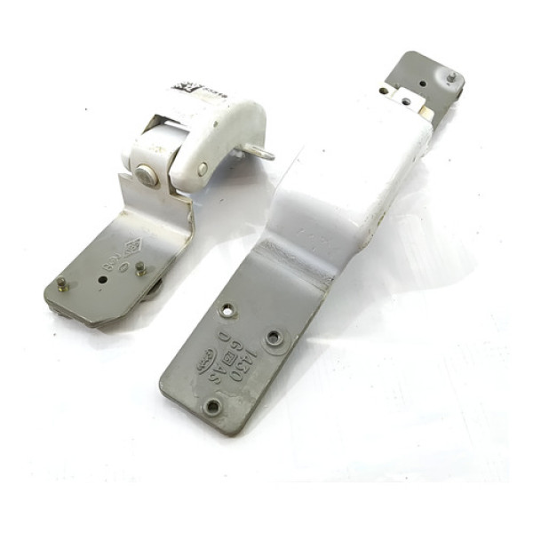 Dobradiça Tampa Traseira Esquerda Renault Master 2003 55518