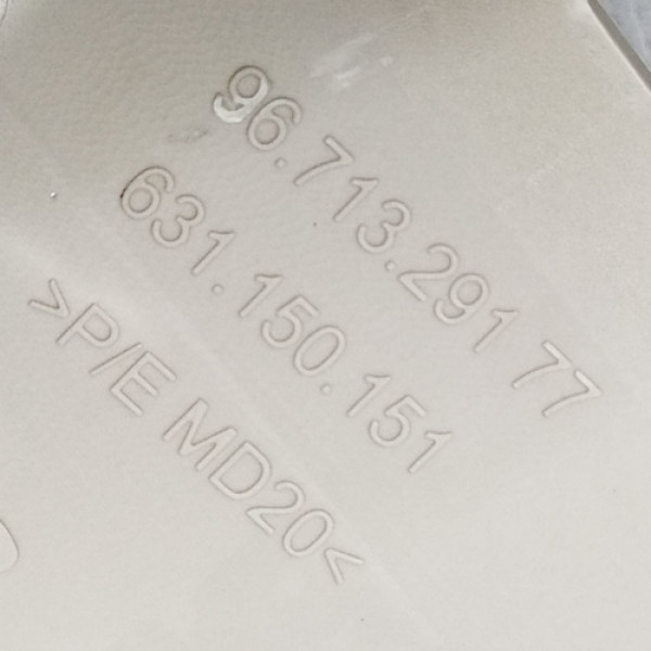 Capa Superior Direita Coluna Central C3 Picasso 2015 81416