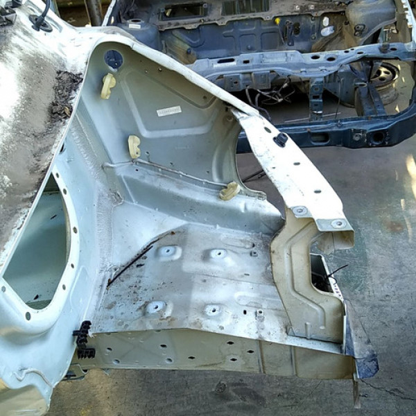 Longarina Pé De Coluna Esquerda Renault Master 2003 55633