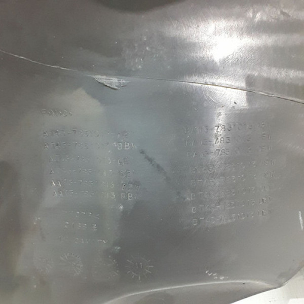 Acabamento Lateral Esquerda Porta Malas  Ford Edge 3.5 2011  Não Informado