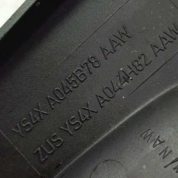 Coifa Guarda-po Alavanca Câmbio Ford Focus 2003    164014