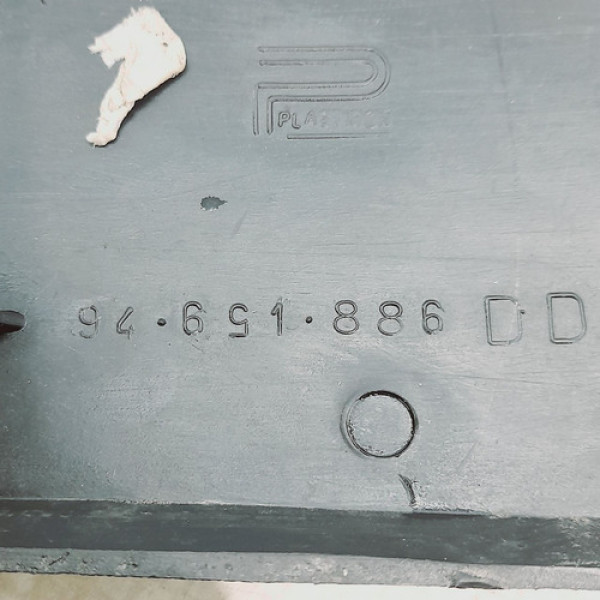 Polaina Direita Para Choque Dianteiro  Gm Chevette L 1.6 199 Não Informado