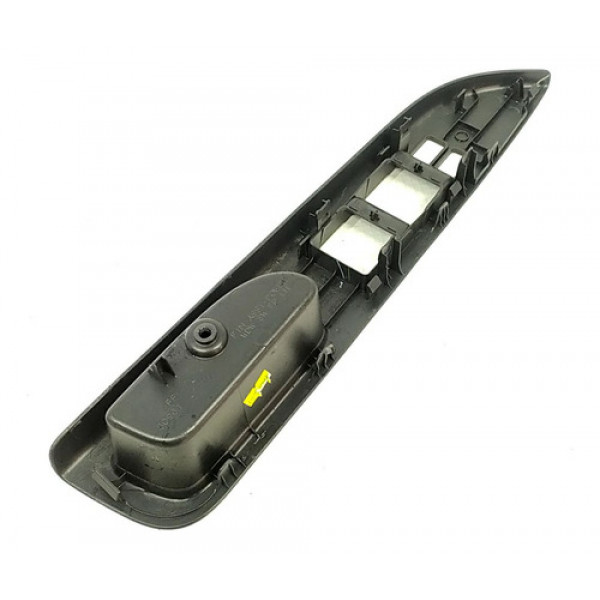 Puxador Porta Dianteira Esquerda Nissan March 1.6s  2012 927 Preto