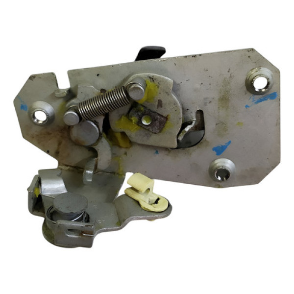 Fechadura Esquerda Tampa Traseira  Vw Saveiro 1.6 2013 19579