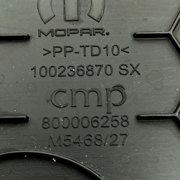 Acabamento Lateral Esquerdo Painel Fiat Cronos 1.8 16v At 20 Não Informado