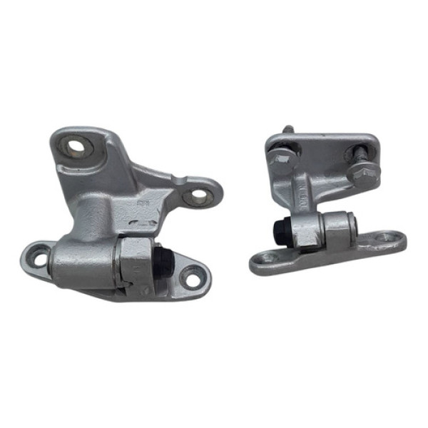 Dobradiça Porta Traseira Esquerda  Mercedes-benz B200 2.0 20