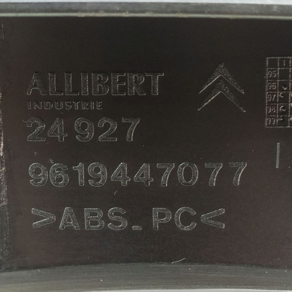 Acabamento Moldura Central Painel  Peugeot Partner 1.8  2000