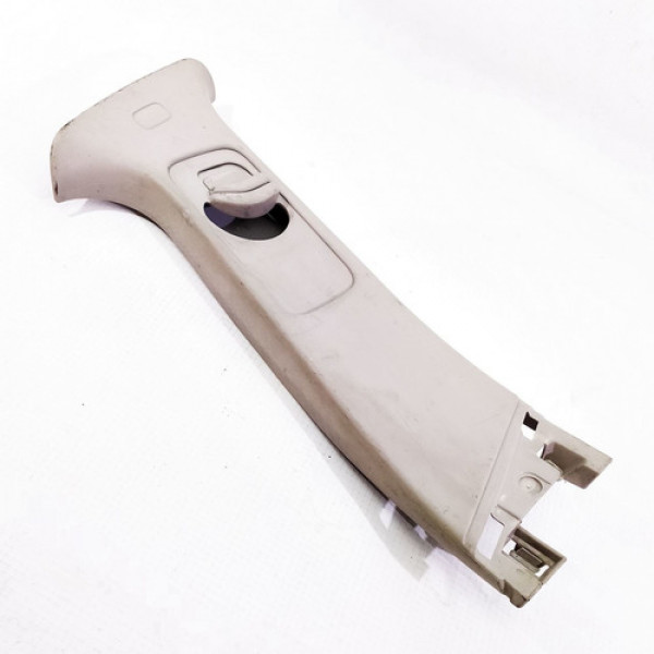 Capa Superior Coluna Central Direita Peugeot 307 2007    169