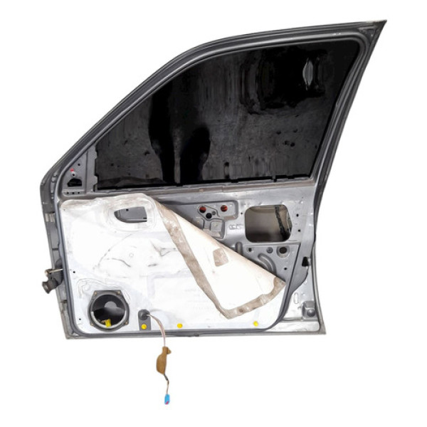 Porta Dianteira Direita Ford Fiesta 1.0 2002 V1692 - P32