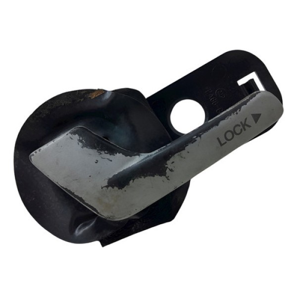 Maçaneta Interna Porta Dianteira Esquerda  Fiat Siena 1.8 20 - Não Informado - Traseira