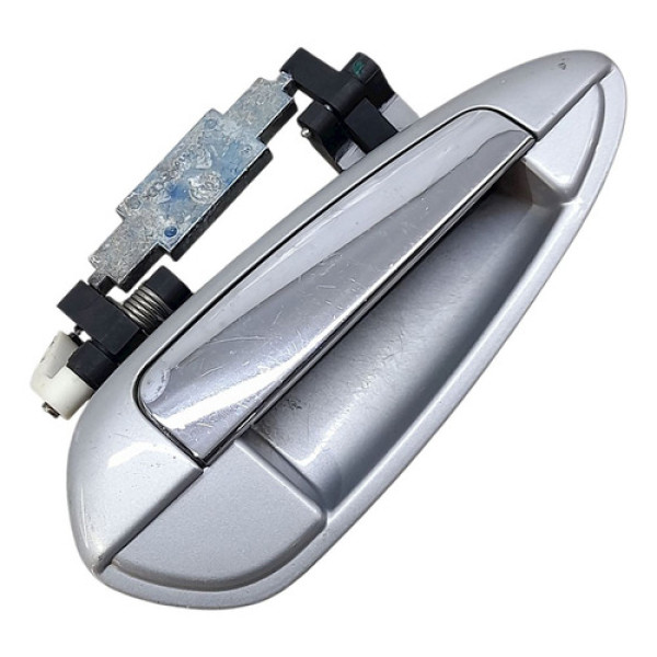 Maçaneta Externa Porta Traseira Direita  Fiat Linea Dual 1.8 Não Informado