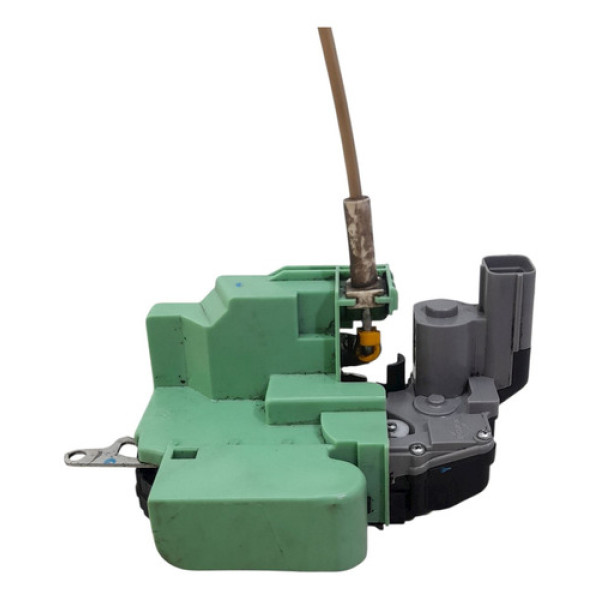 Fechadura Porta Dianteira Direita  Fiat Linea Dual 1.8 16v 2 Não Informado
