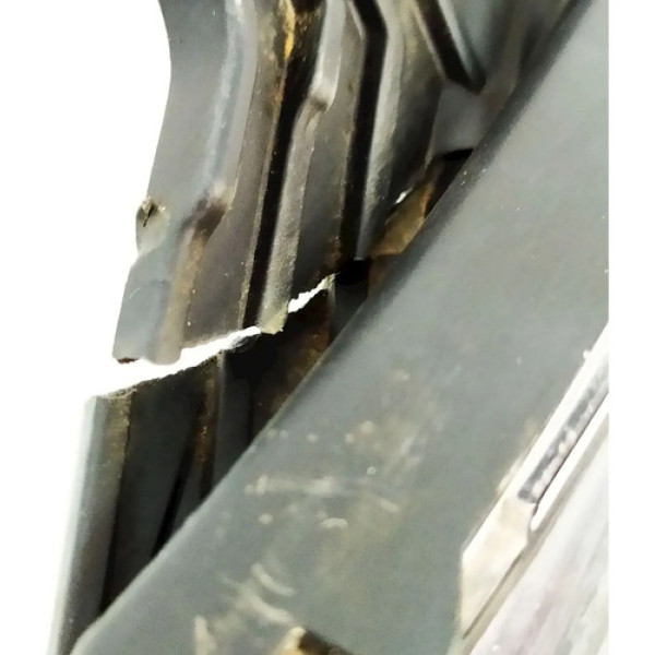 Farol Esquerdo Gm Prisma 1.4 At  2018 V1468 - P16 Direito/passageiro