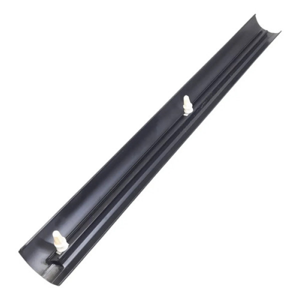 Soleira Porta Dianteira Esquerda  Bmw 540ia Dn81 2002 205935 Não Informado