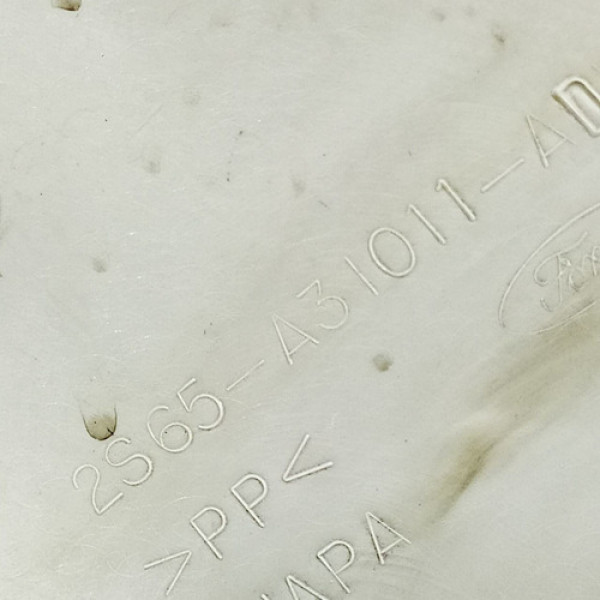 Capa Coluna Traseira Esquerda    100583