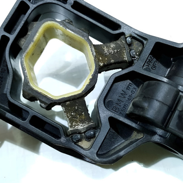 Coxim Direito Radiador Bmw 750i Ya81 2015 39001