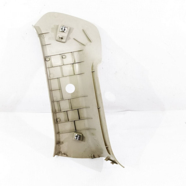 Capa Coluna Traseira Esquerda Gm Spin 2013    3046