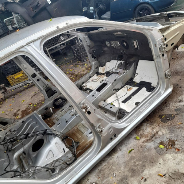 Caixa Ar Pé Coluna Central Direita Renault Logan 1.6 16v 200