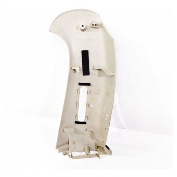 Capa Superior Coluna Central Esquerda Gm Celta 2014    7955