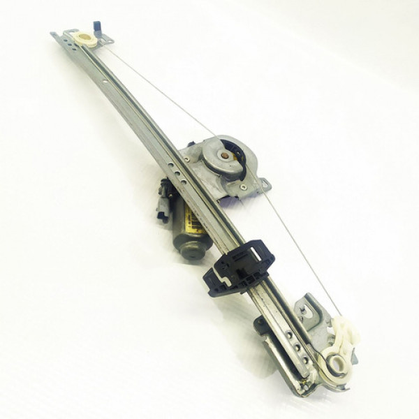 Máquina Vidro Porta Dianteira Direita Citroen C3 2006    143