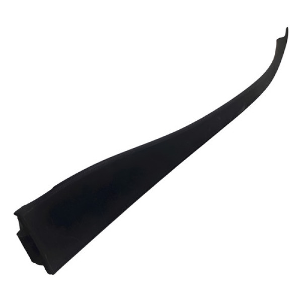 Acabamento Externo Direito Coluna Para Brisa Gm Corsa 2010  