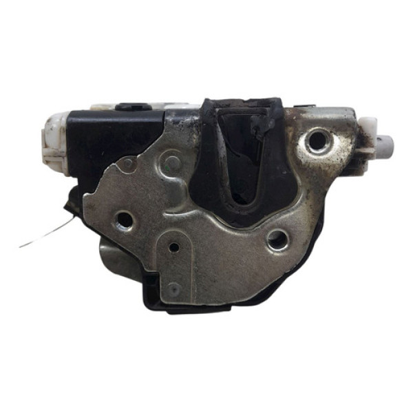 Fechadura Porta Traseira Esquerda  Volkswagen Gol 1.0  2011  Não Informado