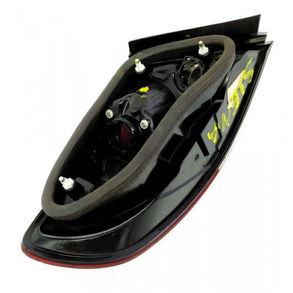 Lanterna Direito Fiat Siena 2010    127225