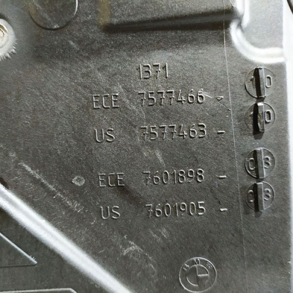 Caixa Filtro Ar Direita Bmw 750i Ya81 2015 38769 Não Informado