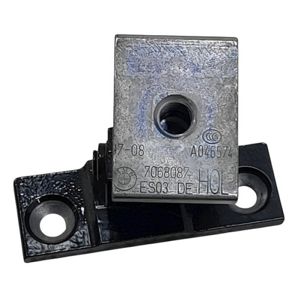 Dobradiça Superior Porta Traseira Esquerda  Bmw 550i 4.8  20