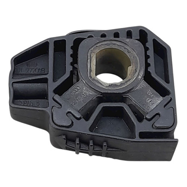 Coxim Superior Radiador  Audi A3 1.8 T  1998 194373 Não Informado